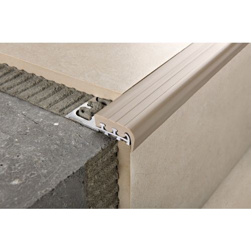 ΤΕΡΜΑ ΣΚΑΛΟΠΑΤΙΟΥ ΑΛΟΥΜΙΝΙΟ ΜΑΥΡΟ 10mm 2,7m