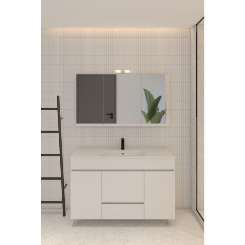 ΚΑΘΡΕΠΤΗΣ ΜΠΑΝΙΟΥ 120cm ΑΛ ΣΕΛΒΑ ΜΕ ΣΠΟΤ ΛΕΥΚΗ ΛΑΚΑ