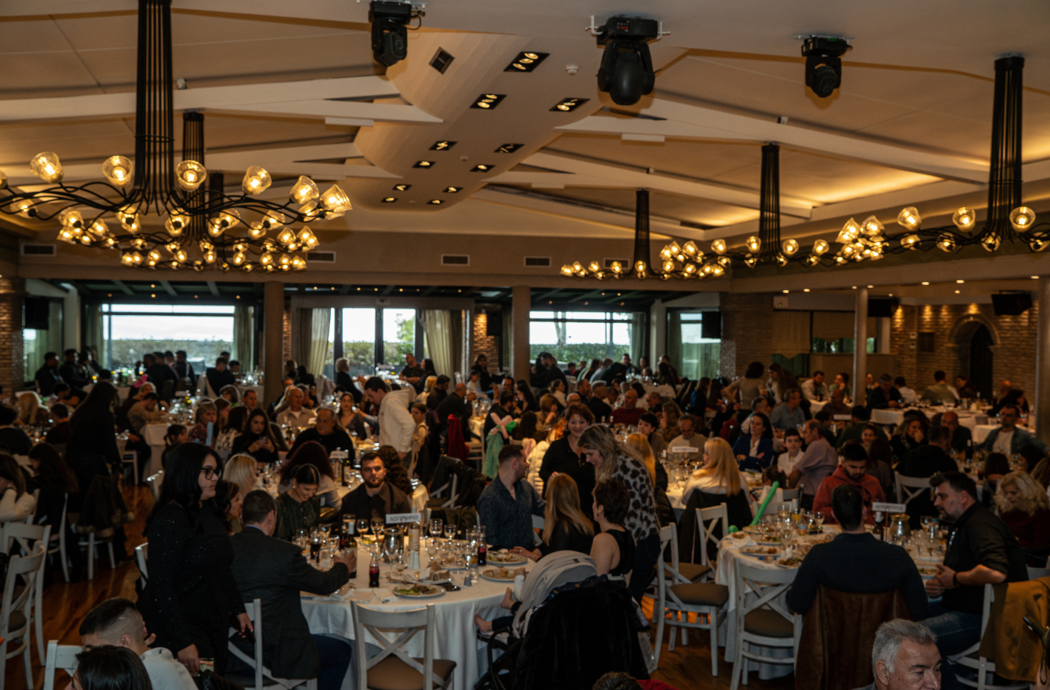 Η ΛΑΚΙΩΤΗΣ έκοψε την πρωτοχρονιάτικη πίτα – Μαζί για τη νέα χρονιά